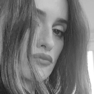 talayes12's profile picture. الحياة جميلة بعمل الصالح