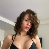 Mariel (@young_mariel60) 's Twitter Profile