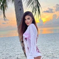 Hanna (@h_thompson34) 's Twitter Profile