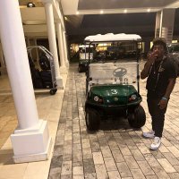 Chris (@wavygod___) 's Twitter Profile