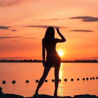 Clara (@c_sells55) 's Twitter Profile