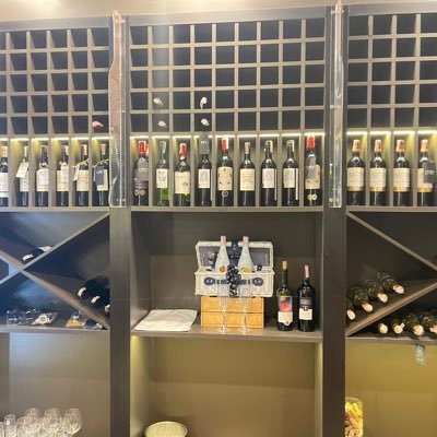 chat_ta_mon's profile picture. 