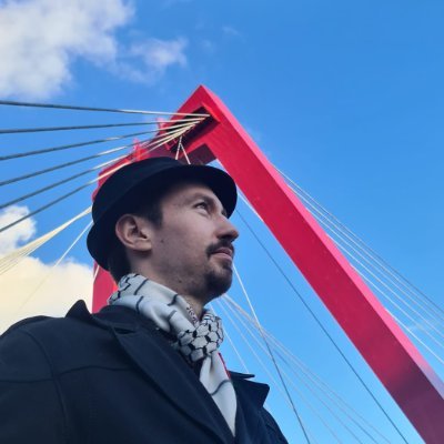 LexvanWoerkom's profile picture. Easily misunderstandable. Enticed by the heterodox. 🤠 

Liberty is oxygen to the spark of life. Lux intima luceat.