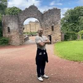 avekarl's profile picture. Every member of parliament trips on glue