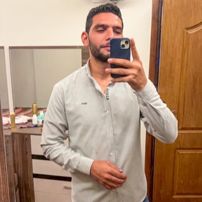 s7ss3da's profile picture. كلهم بياعين يا وطن، بس السلعة غالية وهما رخاص