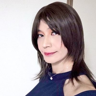 ldb1786's profile picture. 遅咲きのちんちくりん女装子です
メイクや洋服選びを初心者なりに楽しんでいます(*‘ω‘ *)