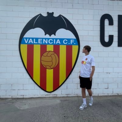 19 years old 🦇 Valencia CF fan from England 🇬🇧