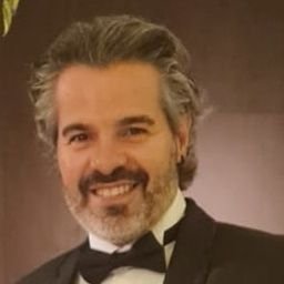 ugurtasar76's profile picture. Emlakçılıkta 21. Yıl/
İstanbul Üniversitesi İletişim Fakültesi
Kabataş Erkek 93 ve Beşiktaş'lı