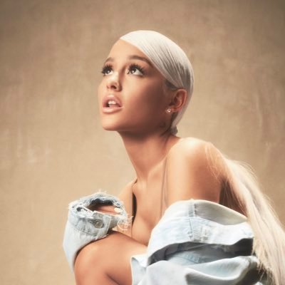 carreeraa's profile picture. principal » @victorgonzaIez ☁️