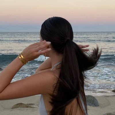 v36nooof's profile picture. لامستحيل ، بل معجزة الٰهية✨