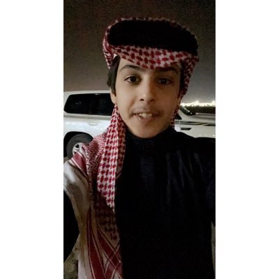 ALIALMOHAMEED's profile picture. ماتركت لـ غيرك بـ قلبي مساحه وماسكن بين الضلوع إلا سموك .