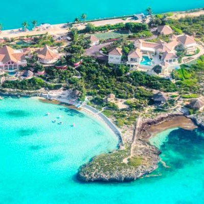 Showcasing incredible homes in Turks & Caicos real estate market. contact us today to learn more about our Luxury Home Listings.