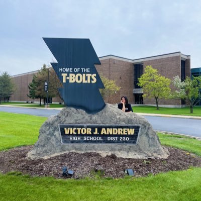 miss_shalashVJA's profile picture. Andrew HS Teacher 👩🏻‍🏫 Special Olympics Coach🏅