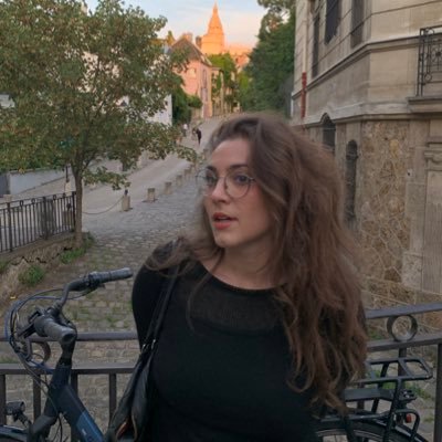 doctorante en SIC, discours et dispositifs- médiation des savoirs, droit(s), savoirs juridiques - mes tweets n’engagent que moi