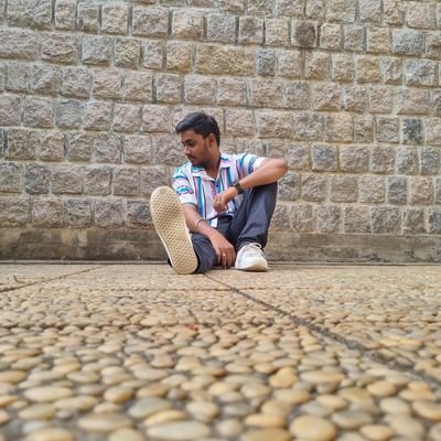 chandru250802's profile picture. 