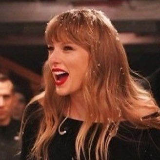 i talk about sitcoms and music sometimes ✦ PMORE 6/11 & TS 6/16
