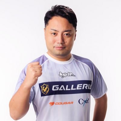 TeamHYDE(@e_sports_hyde)所属/Karei/Kazumi&Ganryu player in japan/Japanese tekken pro player/ JeSUプロライセンス保持者/お仕事の依頼はDMまで 。