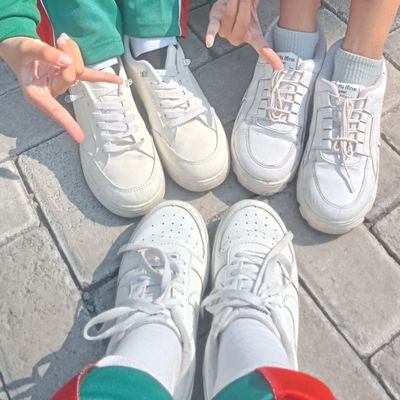 AriniMaula72092's profile picture. 