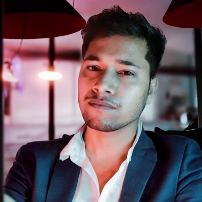 pratapsarkar17's profile picture. यदा यदा हि धर्मस्य ग्लानिर्भवति भारत।
अभ्युत्थानमधर्मस्य तदात्मानं सृजाम्यहम्।।

परित्राणाय साधूनां विनाशाय च दुष्कृताम्।
धर्मसंस्थापनार्थाय सम्भवामि युगे युग।।