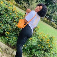 QueenBee🌍💙 (@fadekemi22) 's Twitter Profile