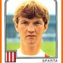 IrontulipNLD's profile picture. Fanaccount van Louis van Gaal /
Ben ik nou zo slim of jij zo dom?

De IJzeren Tulp  / King Louis