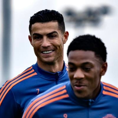 Not sure I trust ETH #MUFC #CR7 #FPL fanatic. @trvisXX💯 COD ID: VaxXxie. Pi Influencer