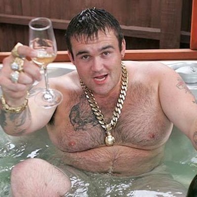 Peterr_77's profile picture. Anti Eu, Pro NL!🇱🇺.  Liefhebber van mooie vrouwen 👠.  Gek op lekkere dates 🥂.