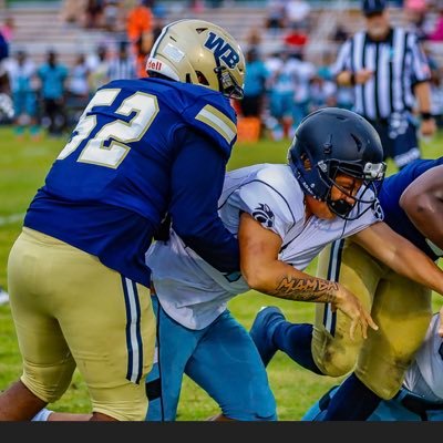 DequanBradley52's profile picture. Dequan Bradley | class of 26, ol | 4.0 gpa|6’1 290| cell: 954-909-7565|