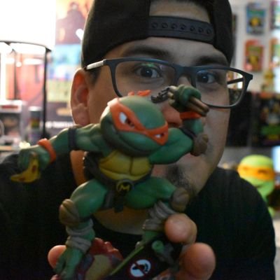 Gaming influence, content creator, and streamer for DroptheSpotlight.  Bringing you the latest in gaming and just being a friend for all!! Let us spread the LUV