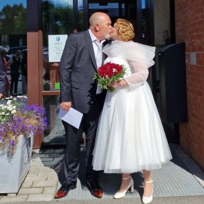 Cayabre's profile picture. Nestleder i Tønsberg SV, rådsmedlem i rådet for personer med funksjonsnedsettelse, MUFC fan på min hals, lykkelig gift med tre barn og to bonusbarn