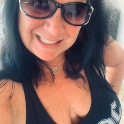 Cat mom . WIFE..porn or politics don’t follow me ! DMs NOT ok . Vanilla .Love my Lions . Don’t retweet pics .instant block .Michigan sports #Onepride