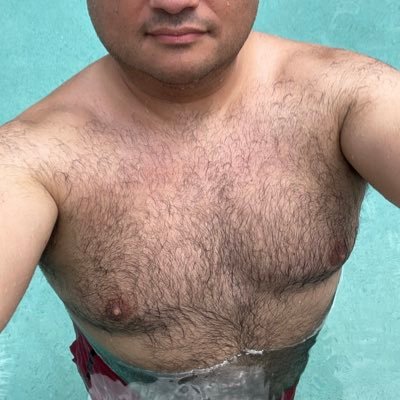 Hairy uncut top guy in Houston TX. This is my NSFW account. Love men with hot beefy butts, jocks, daddies, bears, etc.