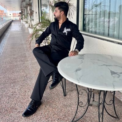 kushank_mhjn's profile picture. Businessman | Entrepreneur | Engineer👨‍💻