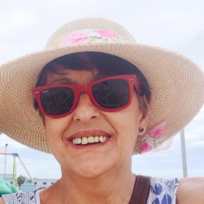 AdrianaOgara's profile picture. 