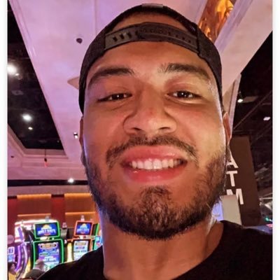 fi1thyluca's profile picture. 