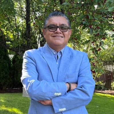 MBR_Services's profile picture. Proud immigrant, reaching for my goals daily, former Radio host & producer En Sintonía con Marcos Rosales. Public School Administrador.