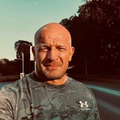 RI71RA's profile picture. UPTHEFUCKINTOFFEES