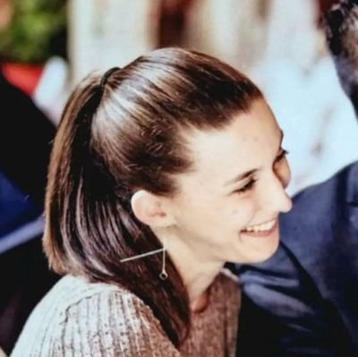 Sie/She.
Vorsitzende des Bundesministeriums für Otter und Pfotentiere.
Labor-Otter.
Header von @taschentroll