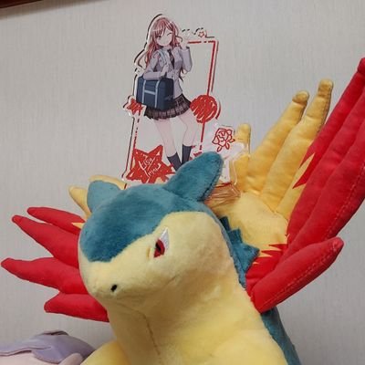 詳しくはついぷろを。これはなりきりアカウントではなく、一般アカウント。ゲームやアニメ、特撮(主にウルトラ)、トランスフォーマー、鉄道が好きな男性。2016年から2021年までプリパラ・プリチャンをしていました。下ネタや変態発言などをすることもある。 キン肉マンや幽遊白書も履修中。株ポケ他企業様とは関係ありません。