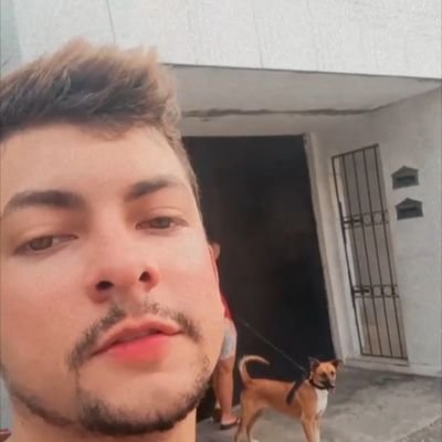 Cearense, 27 anos, Torcedor do mais querido @CearaSC. Metade Escorpião e a outra Sagitário.