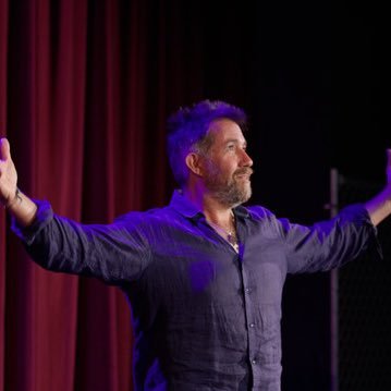 Storytelling for Visionaries | Dad | Founder | Future Shaper | Author of Retellable