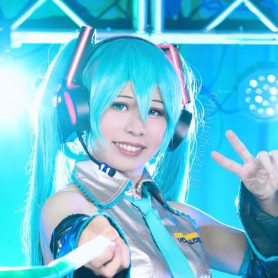 20↑男性コスプレイヤー兼駆け出しの造型師。 
初音ミク推し。好きなことを気ままにやっていく人見知りでマイペースな人間ですがよろしくお願いします。 ｜ #スピネル写真展  ｜
無言フォローOK。
小道具製作受付一時休止中（見積もりは無料で承ります。再開予定は6月頃）。お仕事のご相談等はDMでお願いします。天安門事件