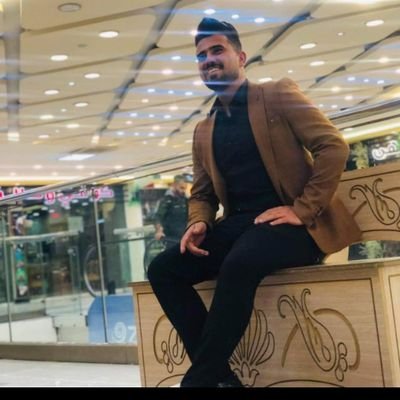 ahmd024552552's profile picture. اين انا من هذه الحياة