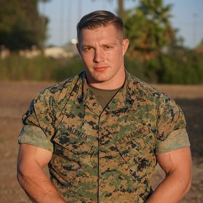 U.S. Marine Natural Bodybuilder. San Diego, CA

@MuscleTech Athlete code: Jamie