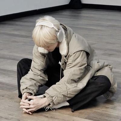 aishiecore's profile picture. shame - mitski