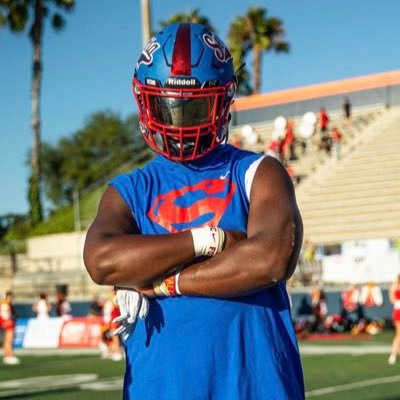 C/O 2025 RECRUIT |DE/DT| Serra HS | 6’3”| 265lbs | Bench: 345 | Squat: 455 |VERT: 33| 2.92 GPA | https://t.co/OPsnzyO8rs