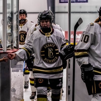 LHS SENIOR 🏒🥎 @undrdogathletix Code:KLeMoine15