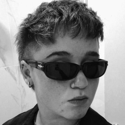 I said whoever ever read my bio, your mum is a HOE.
All pronouns🏳️🌈
19y