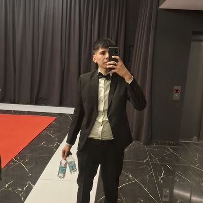 Santiezequiel03's profile picture. 