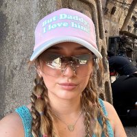 *✿ KAT ✿* (@m4nicpixie) 's Twitter Profile